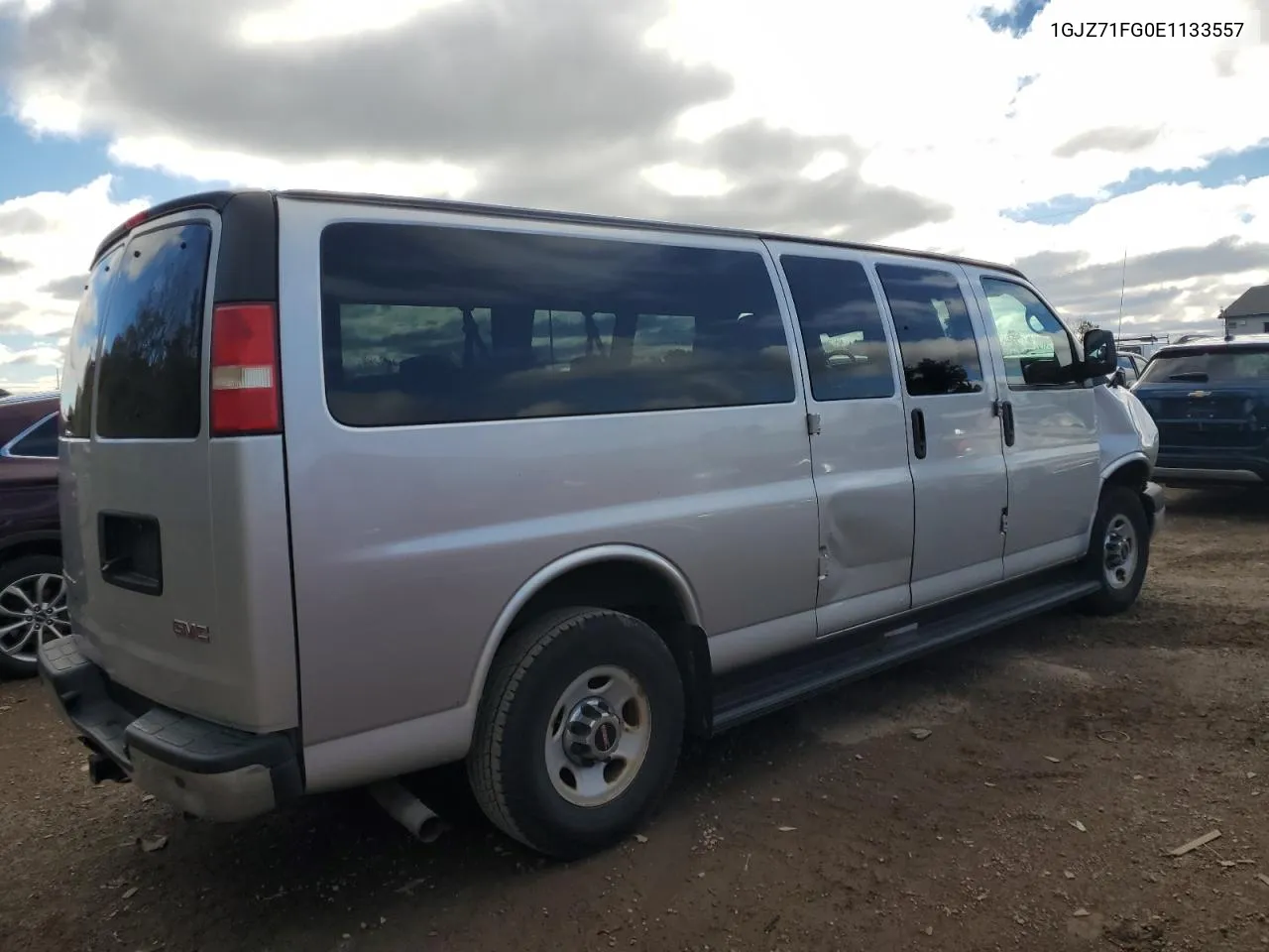 2014 GMC Savana G3500 Lt VIN: 1GJZ71FG0E1133557 Lot: 76235064