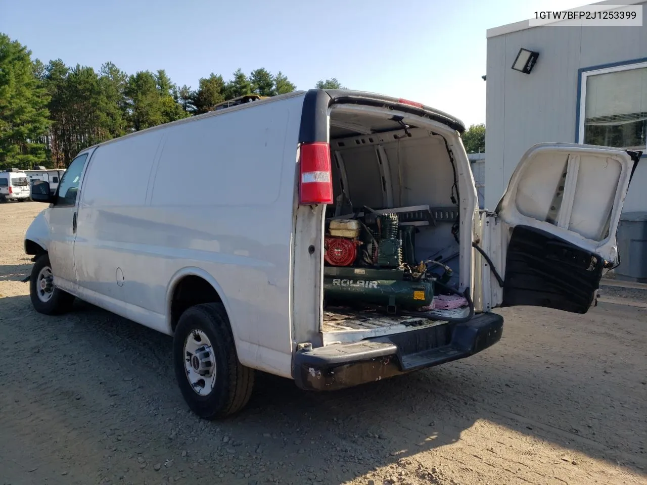 1GTW7BFP2J1253399 2018 GMC Savana G2500