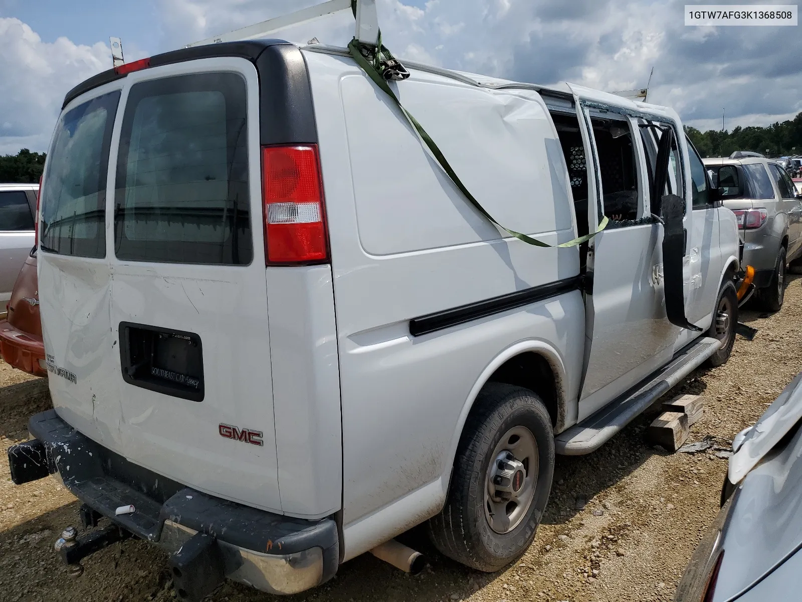 1GTW7AFG3K1368508 2019 GMC Savana G2500