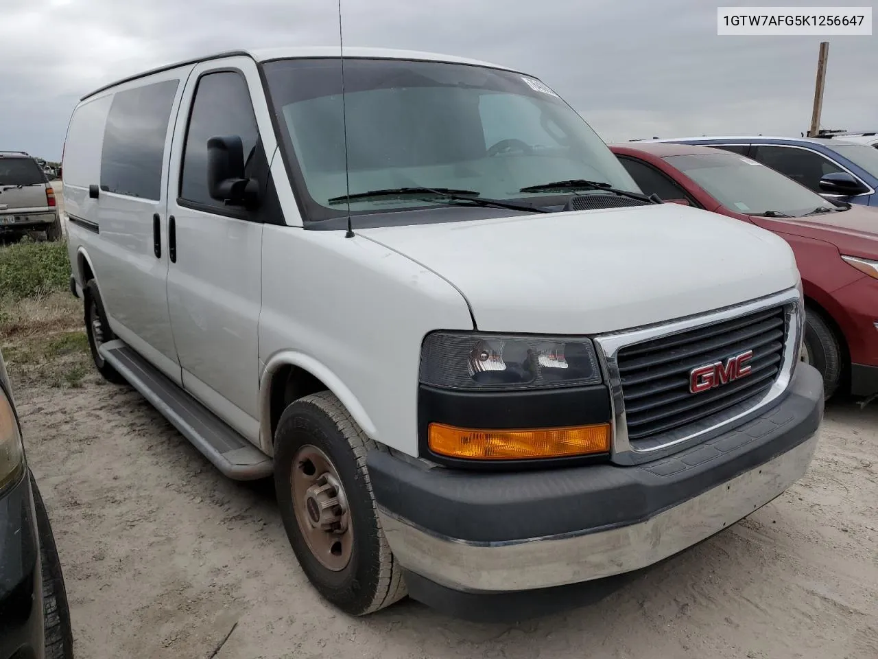 2019 GMC Savana G2500 VIN: 1GTW7AFG5K1256647 Lot: 76400634