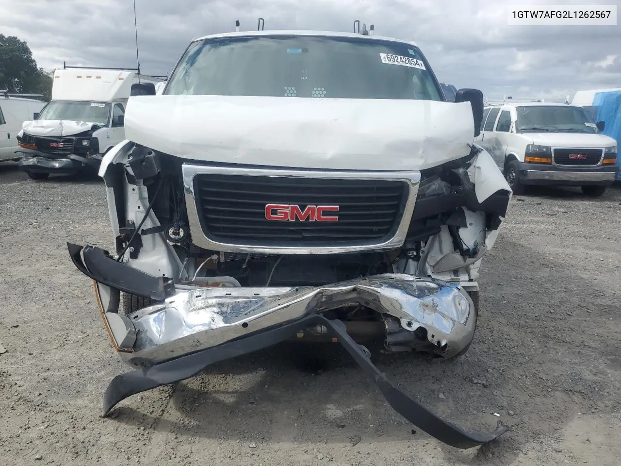 2020 GMC Savana G2500 VIN: 1GTW7AFG2L1262567 Lot: 69242854