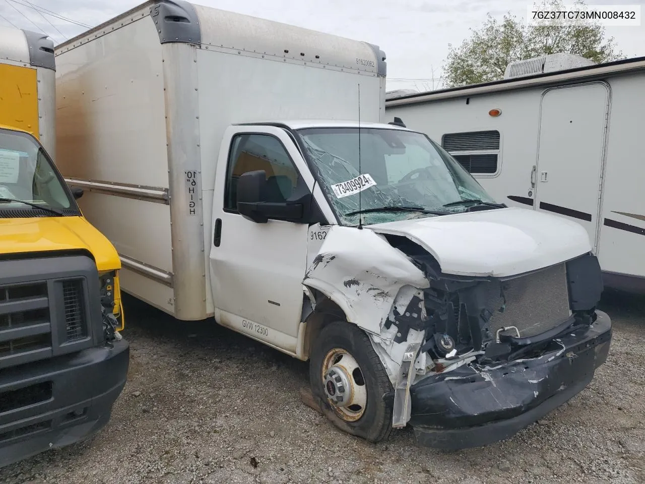 2021 GMC Savana Cutaway G3500 VIN: 7GZ37TC73MN008432 Lot: 73409924