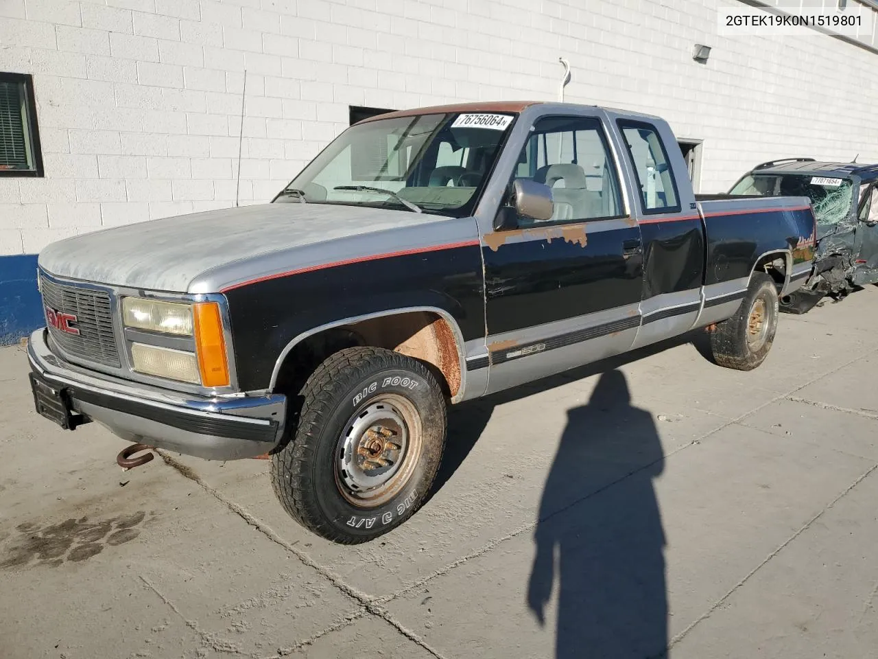 1992 GMC Sierra K1500 VIN: 2GTEK19K0N1519801 Lot: 76756064