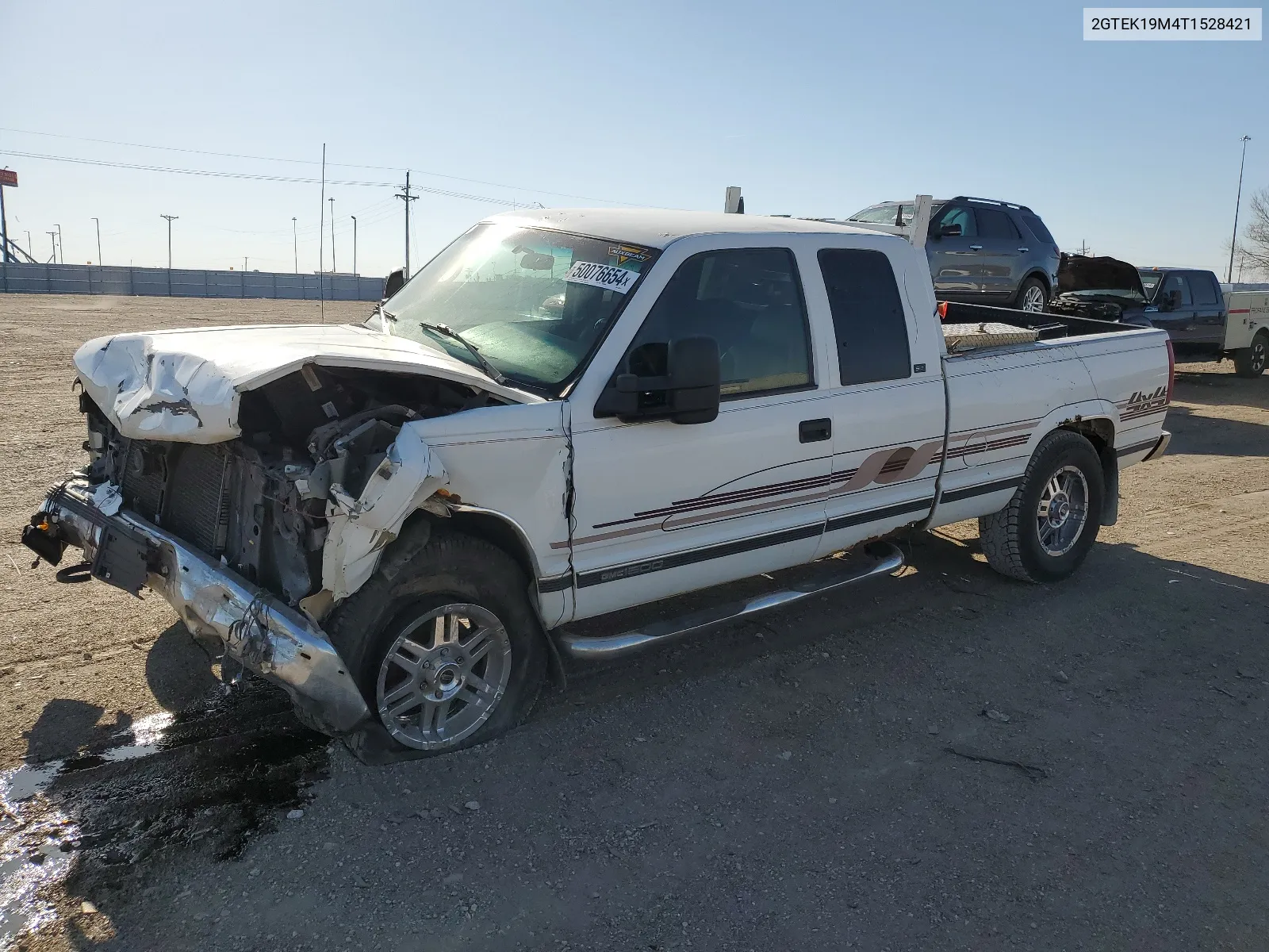 1996 GMC Sierra K1500 VIN: 2GTEK19M4T1528421 Lot: 50076654