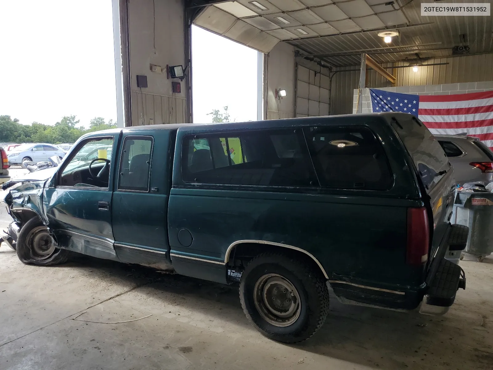 1996 GMC Sierra C1500 VIN: 2GTEC19W8T1531952 Lot: 65666984