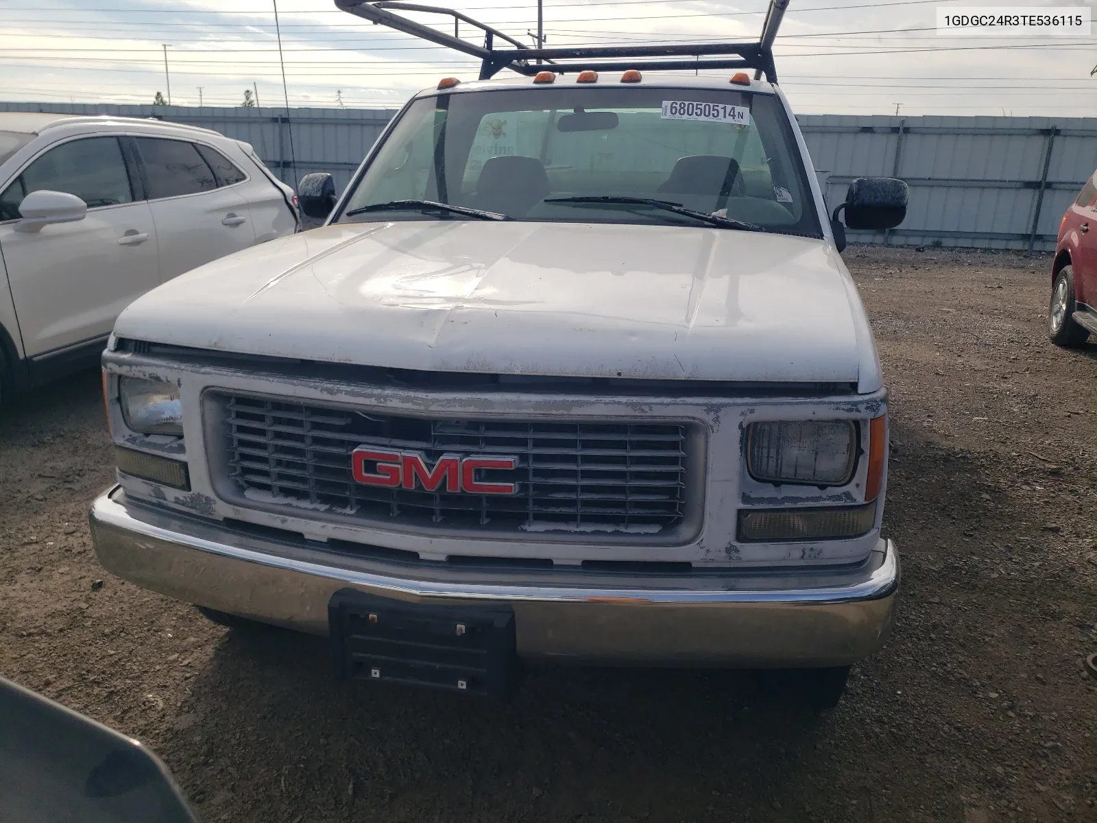 1GDGC24R3TE536115 1996 GMC Sierra C2500