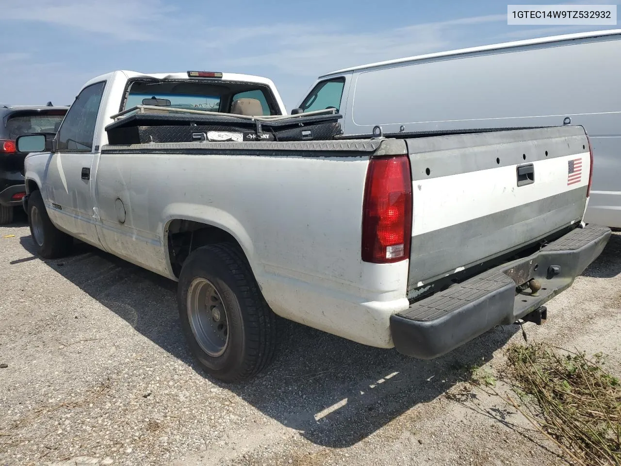 1996 GMC Sierra C1500 VIN: 1GTEC14W9TZ532932 Lot: 76365464