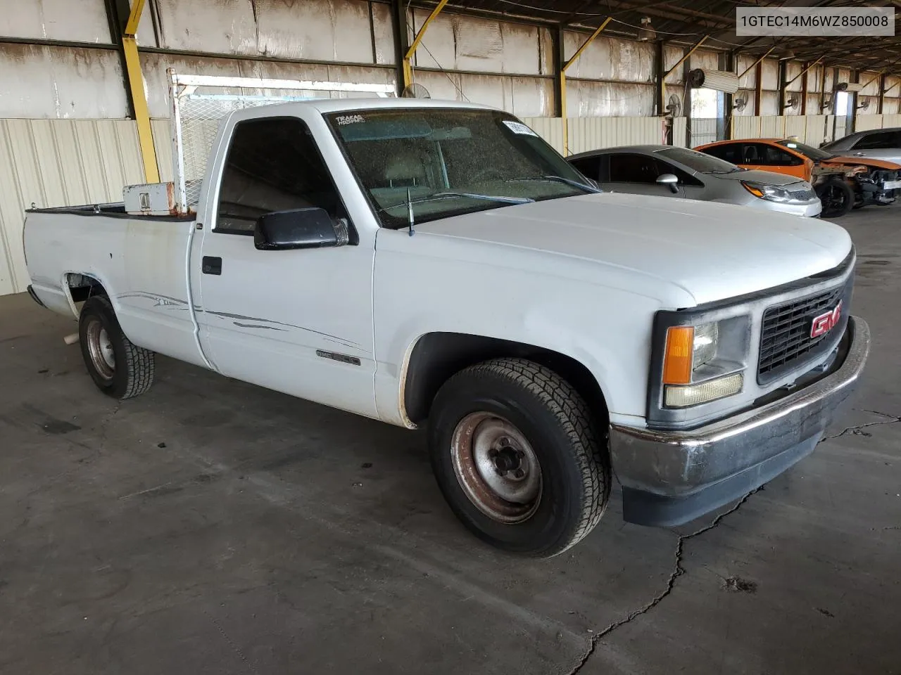 1998 GMC Sierra C1500 VIN: 1GTEC14M6WZ850008 Lot: 68911324