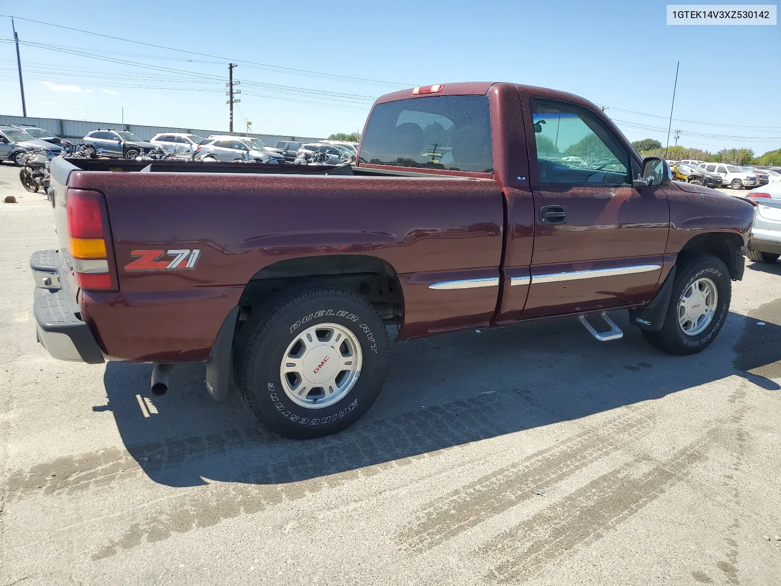 1999 GMC New Sierra K1500 VIN: 1GTEK14V3XZ530142 Lot: 68808144