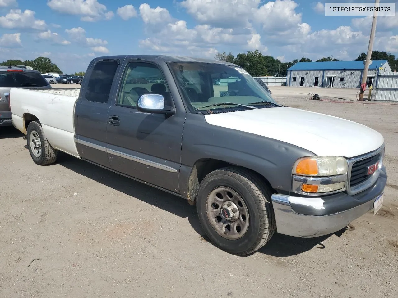 1999 GMC New Sierra C1500 VIN: 1GTEC19T5XE530378 Lot: 72692654