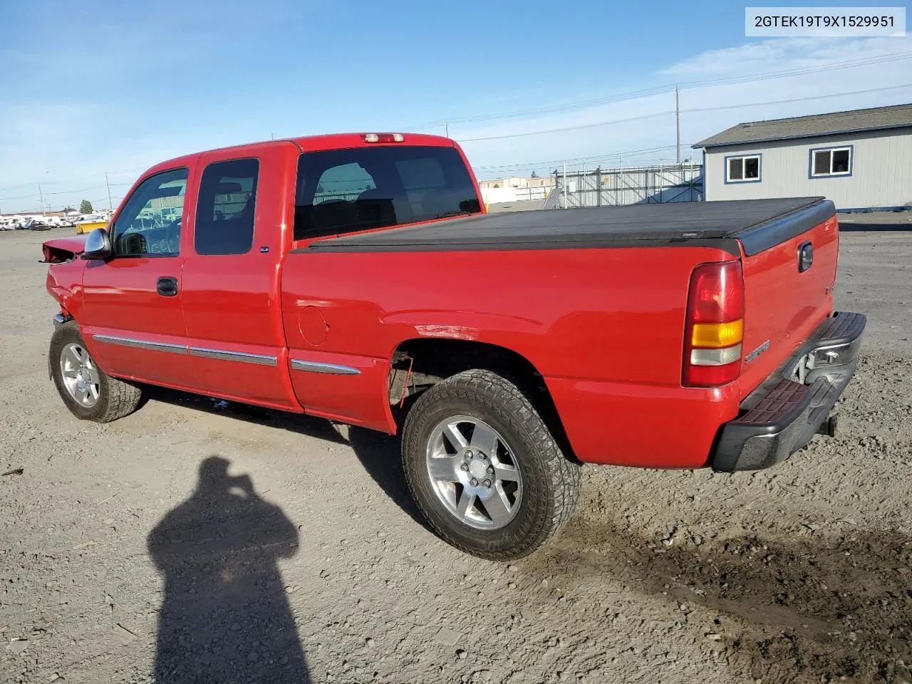 1999 GMC New Sierra K1500 VIN: 2GTEK19T9X1529951 Lot: 73408914