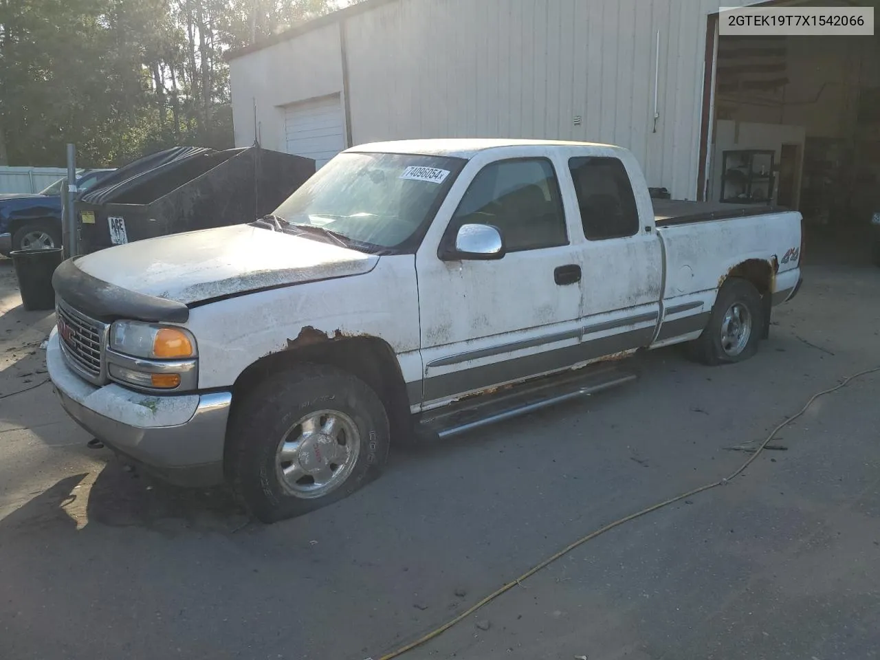 1999 GMC New Sierra K1500 VIN: 2GTEK19T7X1542066 Lot: 74096054