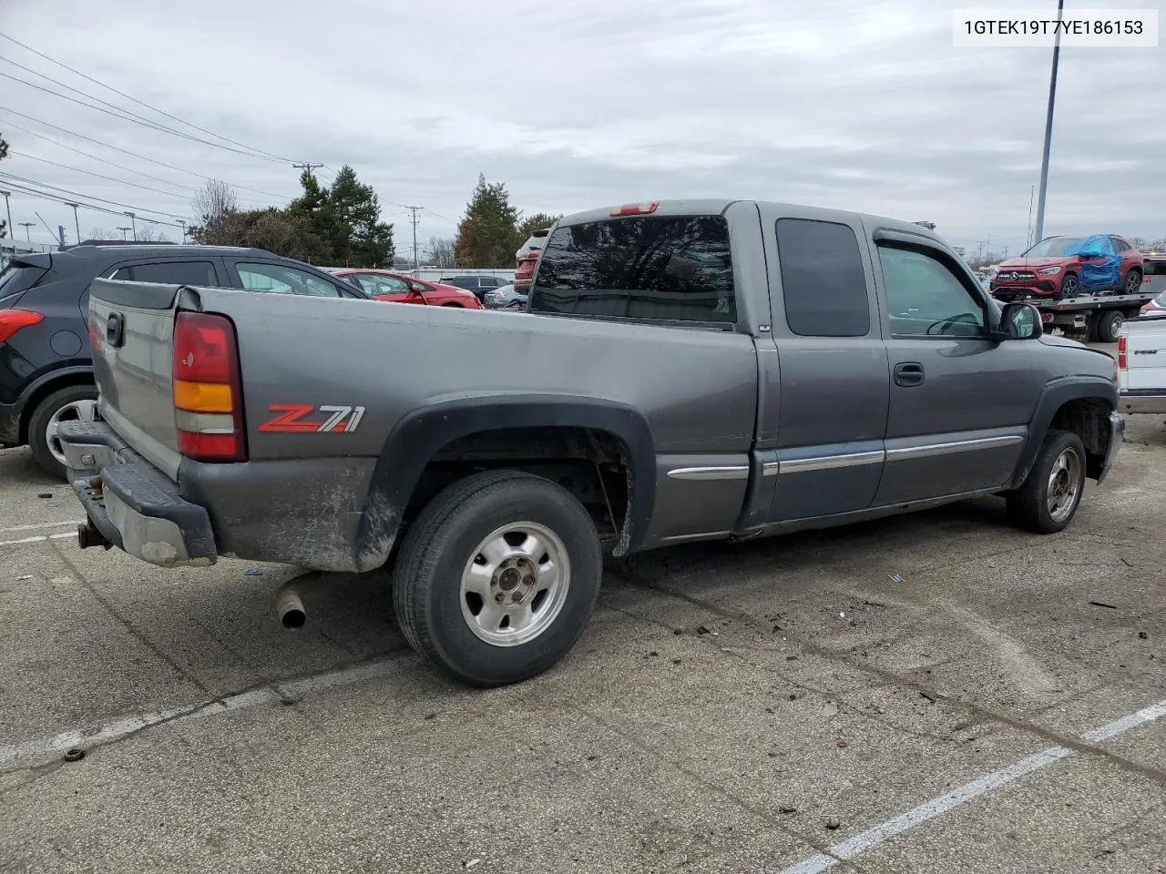 2000 GMC New Sierra K1500 VIN: 1GTEK19T7YE186153 Lot: 43197024