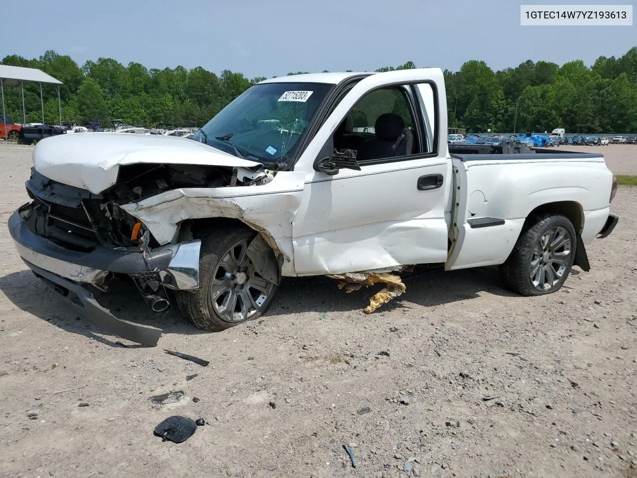 2000 GMC New Sierra C1500 VIN: 1GTEC14W7YZ193613 Lot: 46812504