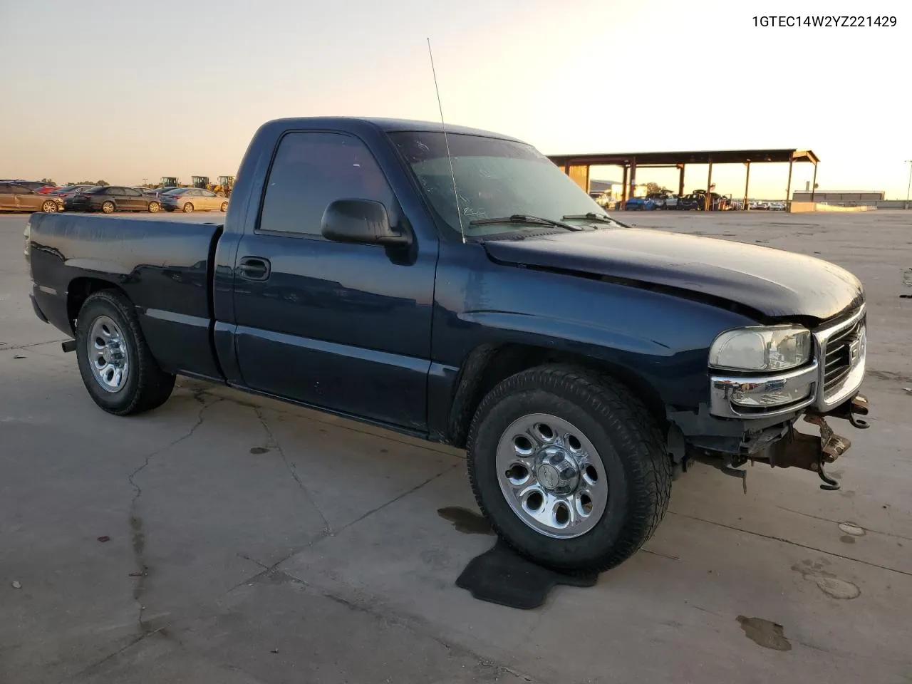 2000 GMC New Sierra C1500 VIN: 1GTEC14W2YZ221429 Lot: 71052394