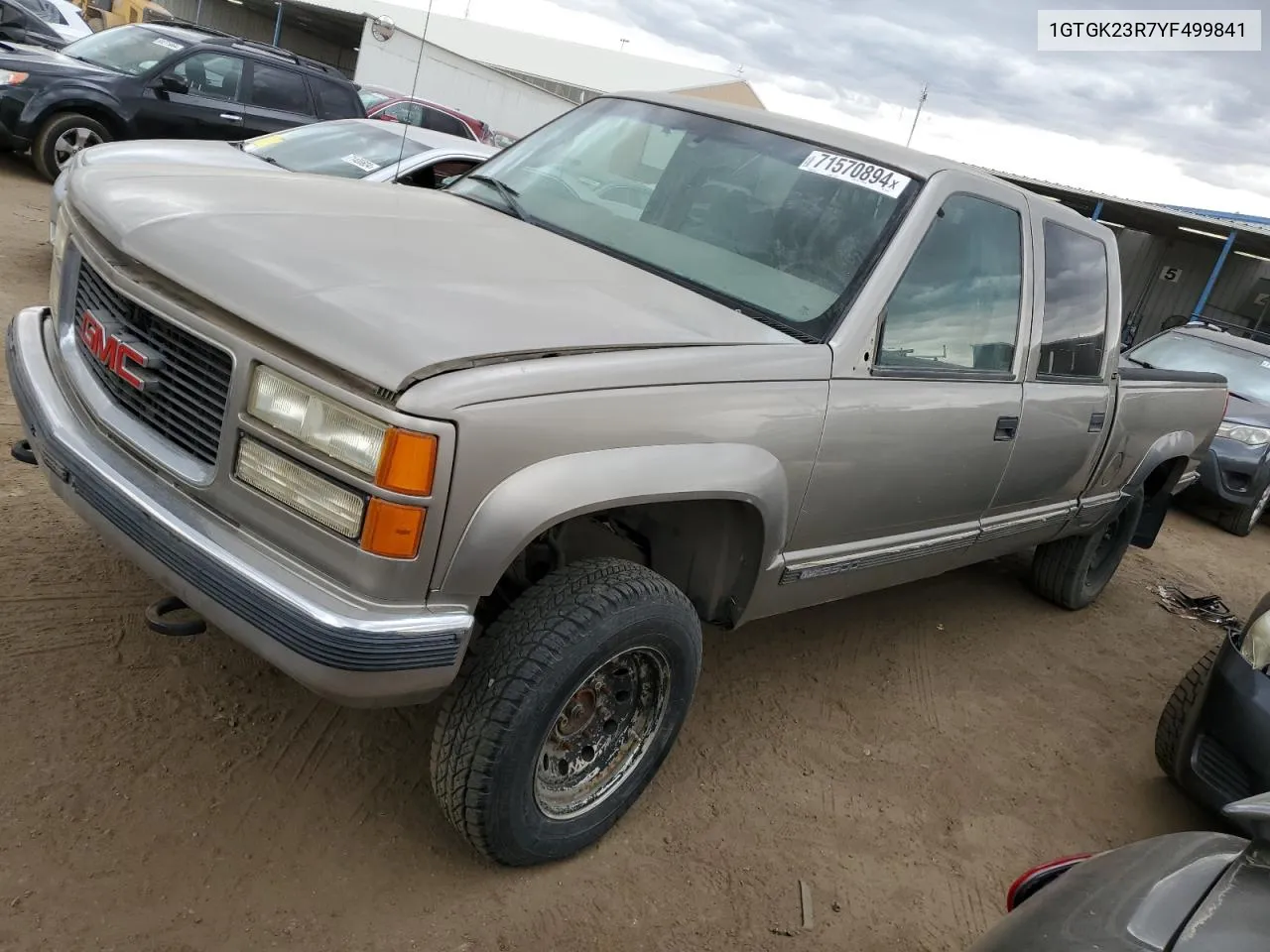 2000 GMC Sierra K2500 VIN: 1GTGK23R7YF499841 Lot: 71570894