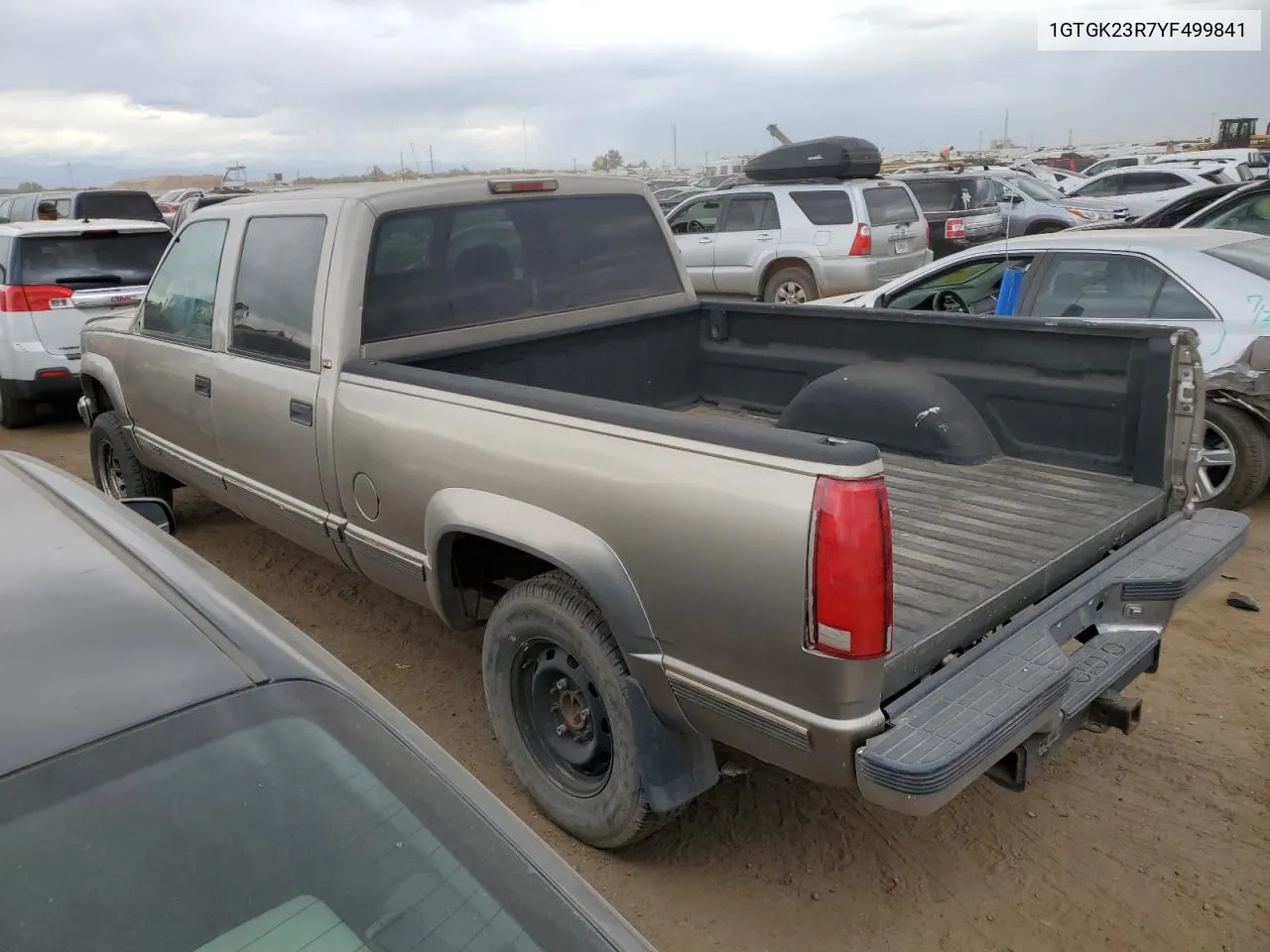 2000 GMC Sierra K2500 VIN: 1GTGK23R7YF499841 Lot: 71570894