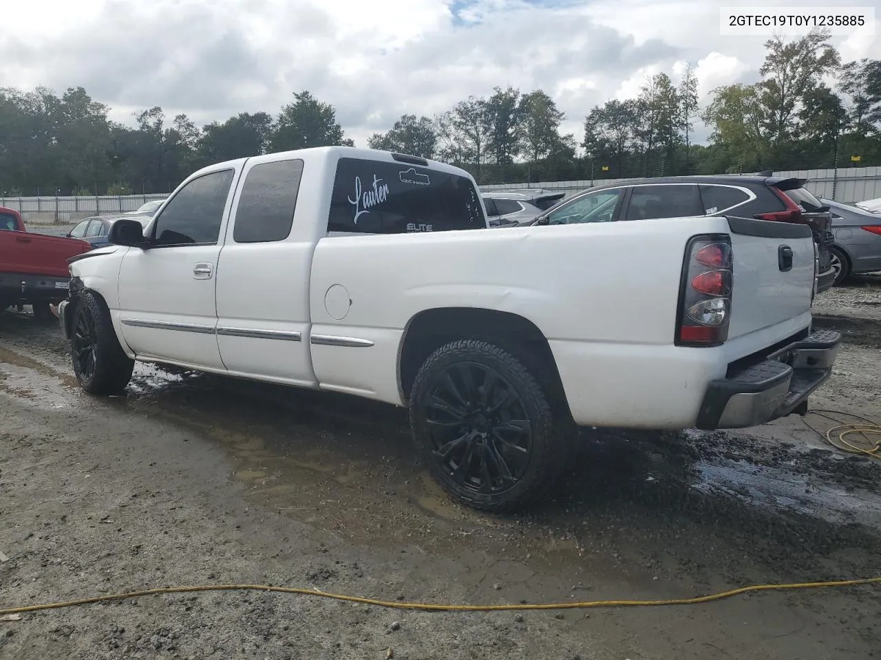 2000 GMC New Sierra C1500 VIN: 2GTEC19T0Y1235885 Lot: 72353944