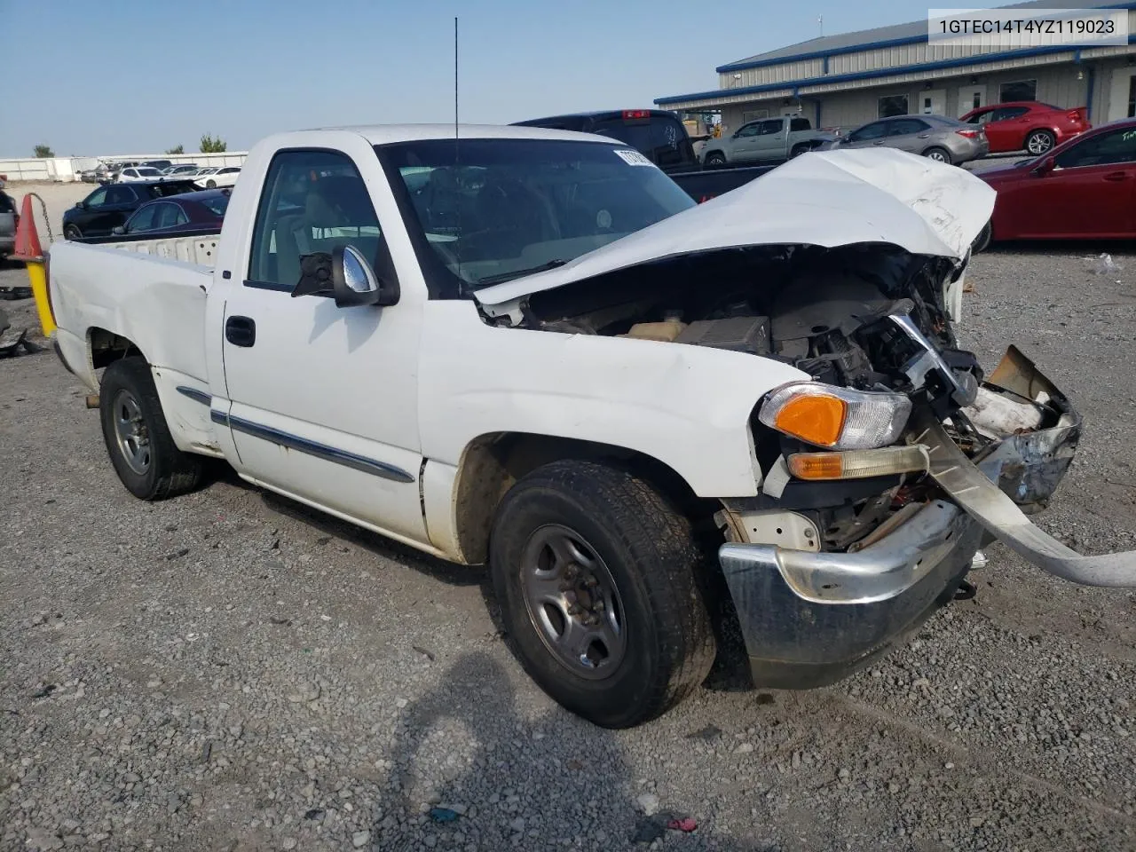 2000 GMC New Sierra C1500 VIN: 1GTEC14T4YZ119023 Lot: 73788154