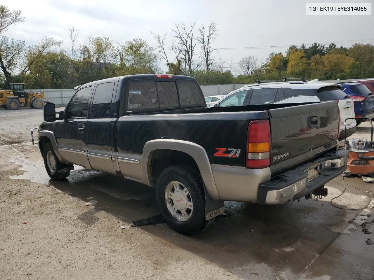 2000 GMC New Sierra K1500 VIN: 1GTEK19T5YE314065 Lot: 75393644