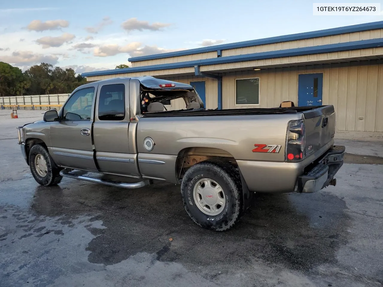 2000 GMC New Sierra K1500 VIN: 1GTEK19T6YZ264673 Lot: 76114964