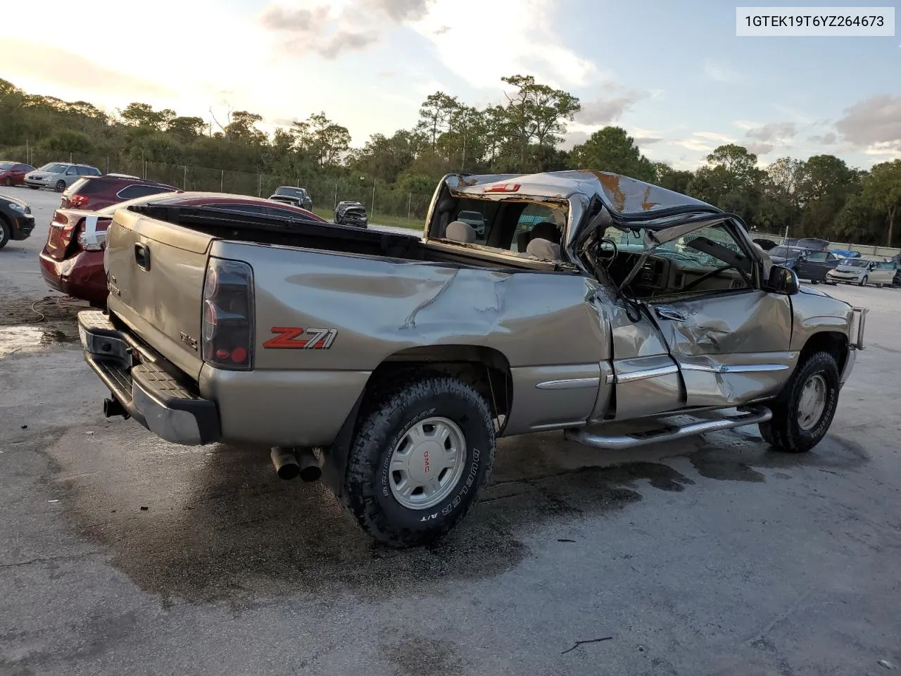 2000 GMC New Sierra K1500 VIN: 1GTEK19T6YZ264673 Lot: 76114964