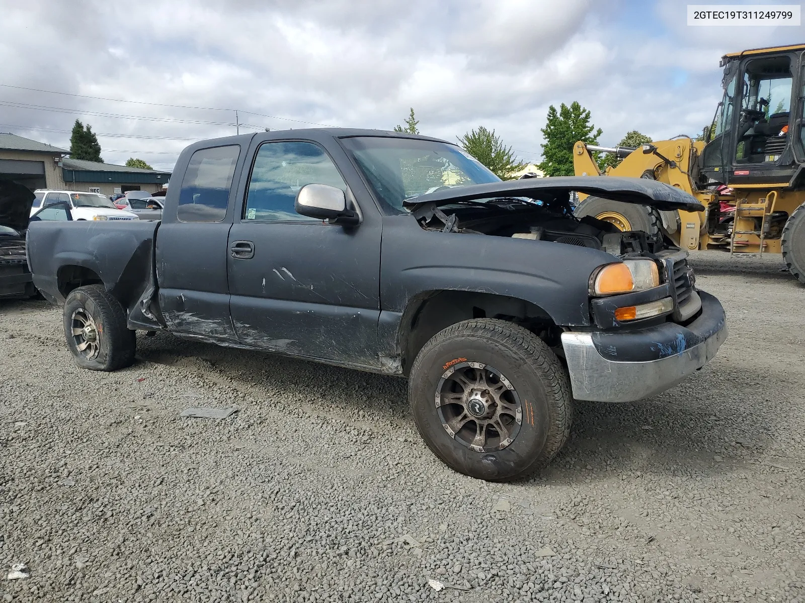 2001 GMC New Sierra C1500 VIN: 2GTEC19T311249799 Lot: 64832244