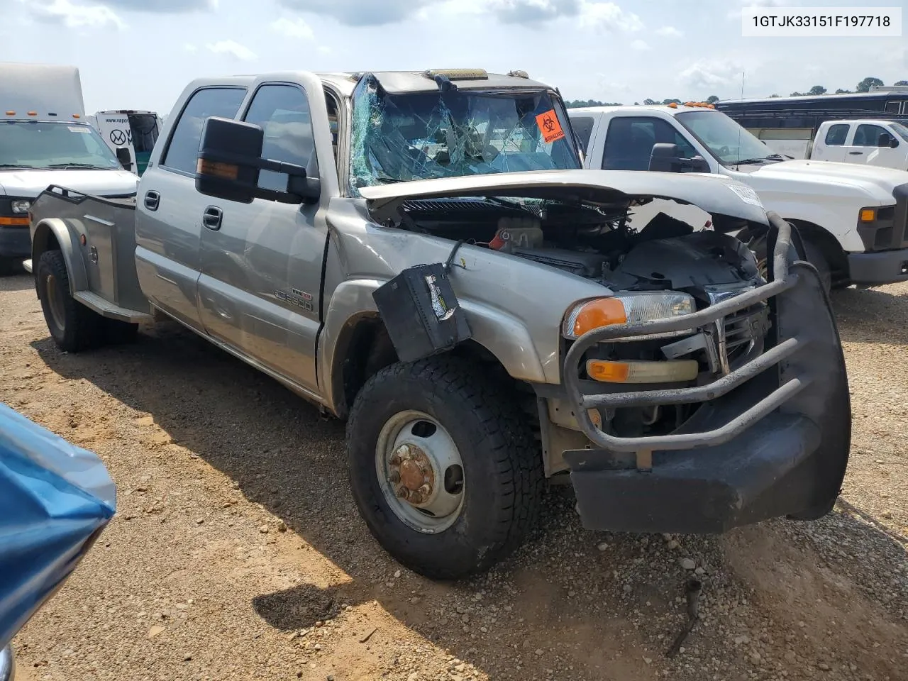 2001 GMC New Sierra K3500 VIN: 1GTJK33151F197718 Lot: 66241554