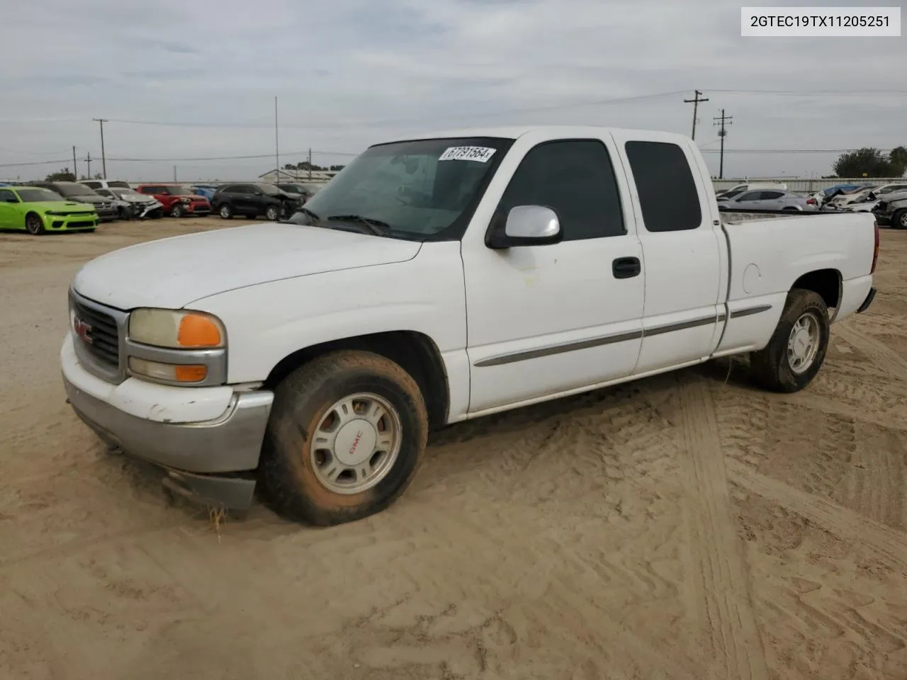 2001 GMC New Sierra C1500 VIN: 2GTEC19TX11205251 Lot: 67291564