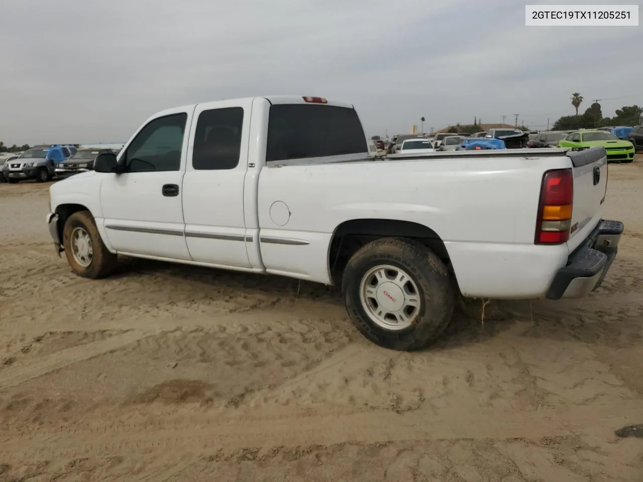 2001 GMC New Sierra C1500 VIN: 2GTEC19TX11205251 Lot: 67291564