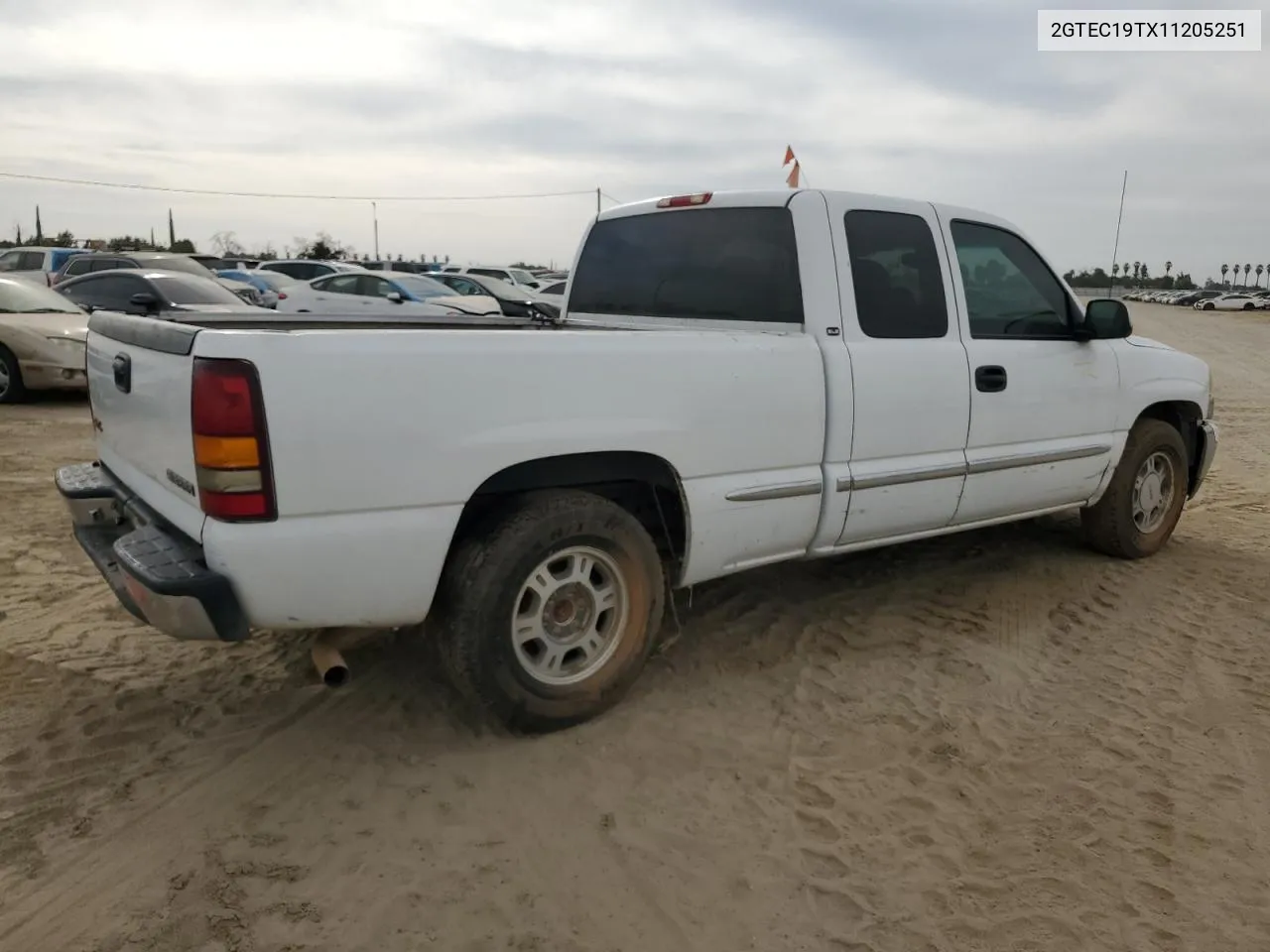 2001 GMC New Sierra C1500 VIN: 2GTEC19TX11205251 Lot: 67291564