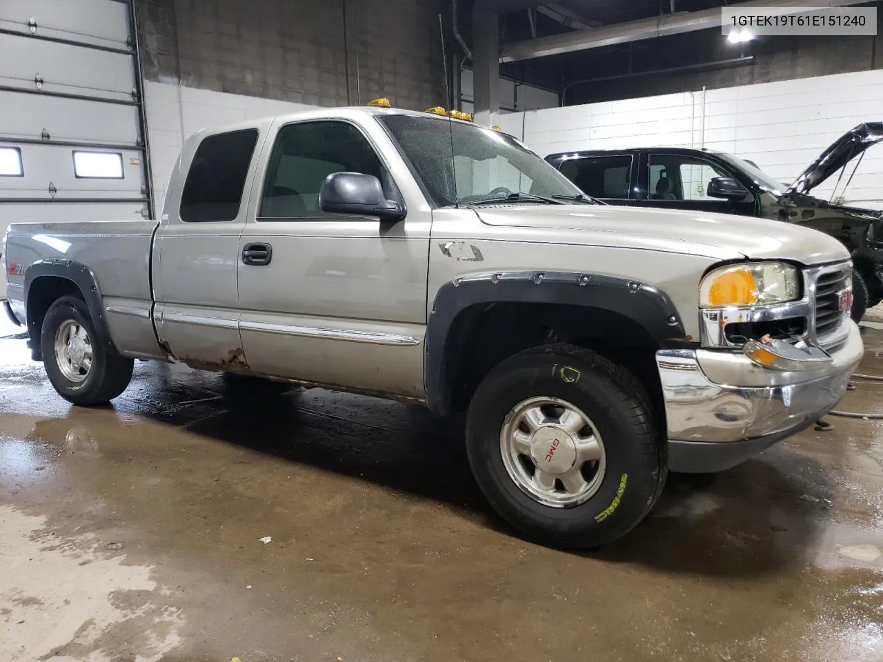 2001 GMC New Sierra K1500 VIN: 1GTEK19T61E151240 Lot: 71424324