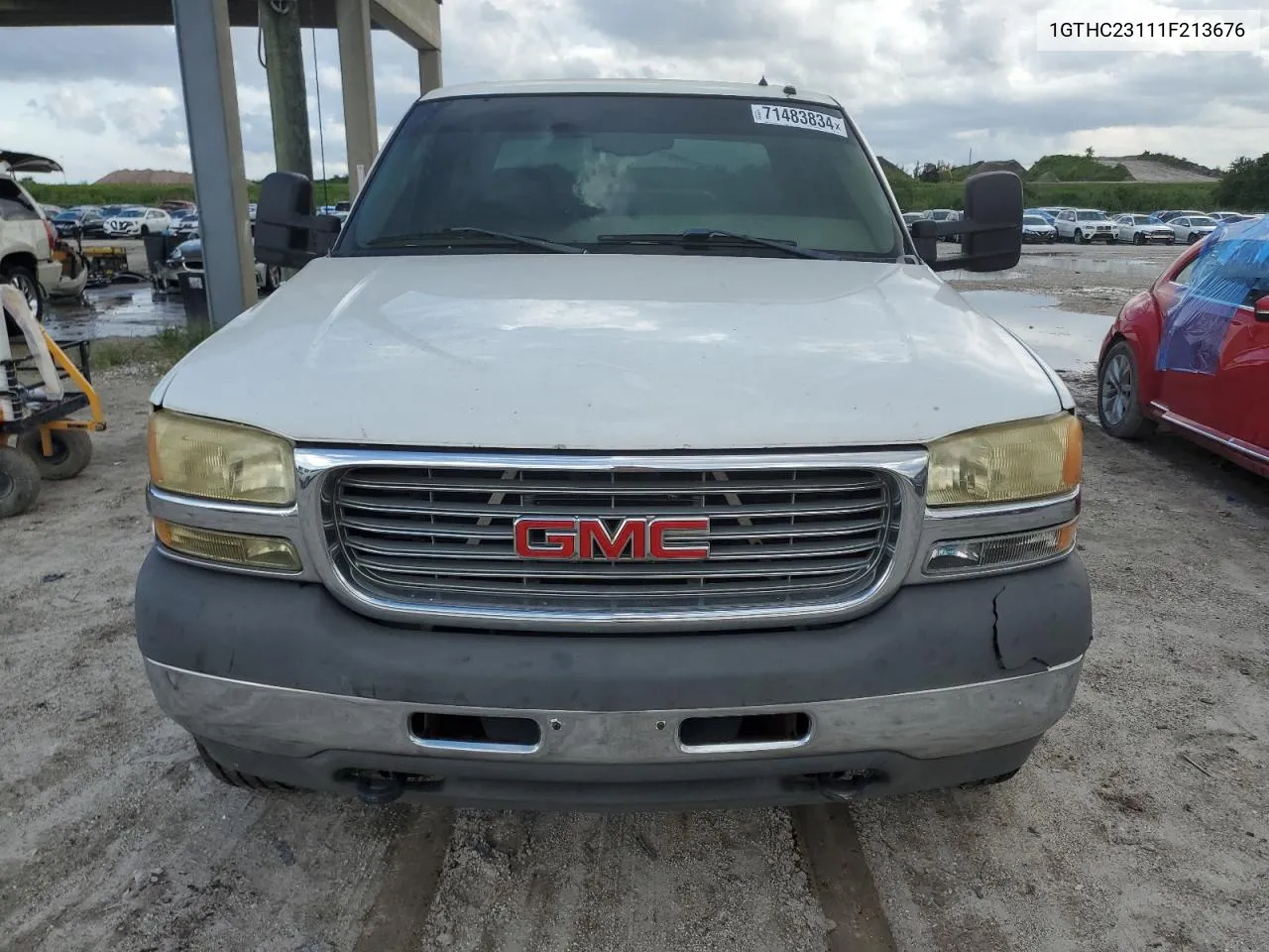 2001 GMC Sierra C2500 Heavy Duty VIN: 1GTHC23111F213676 Lot: 71483834