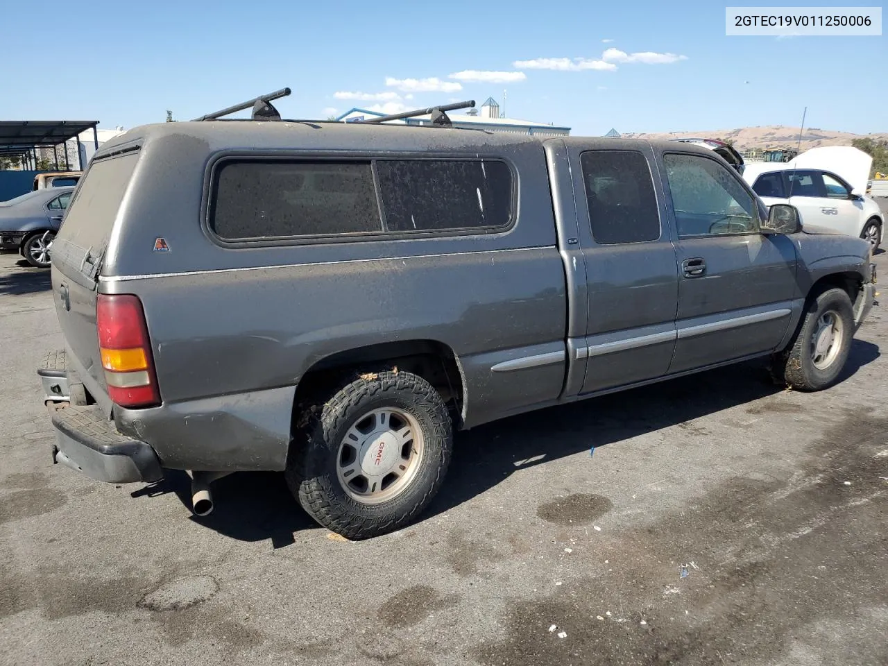 2001 GMC New Sierra C1500 VIN: 2GTEC19V011250006 Lot: 72818964