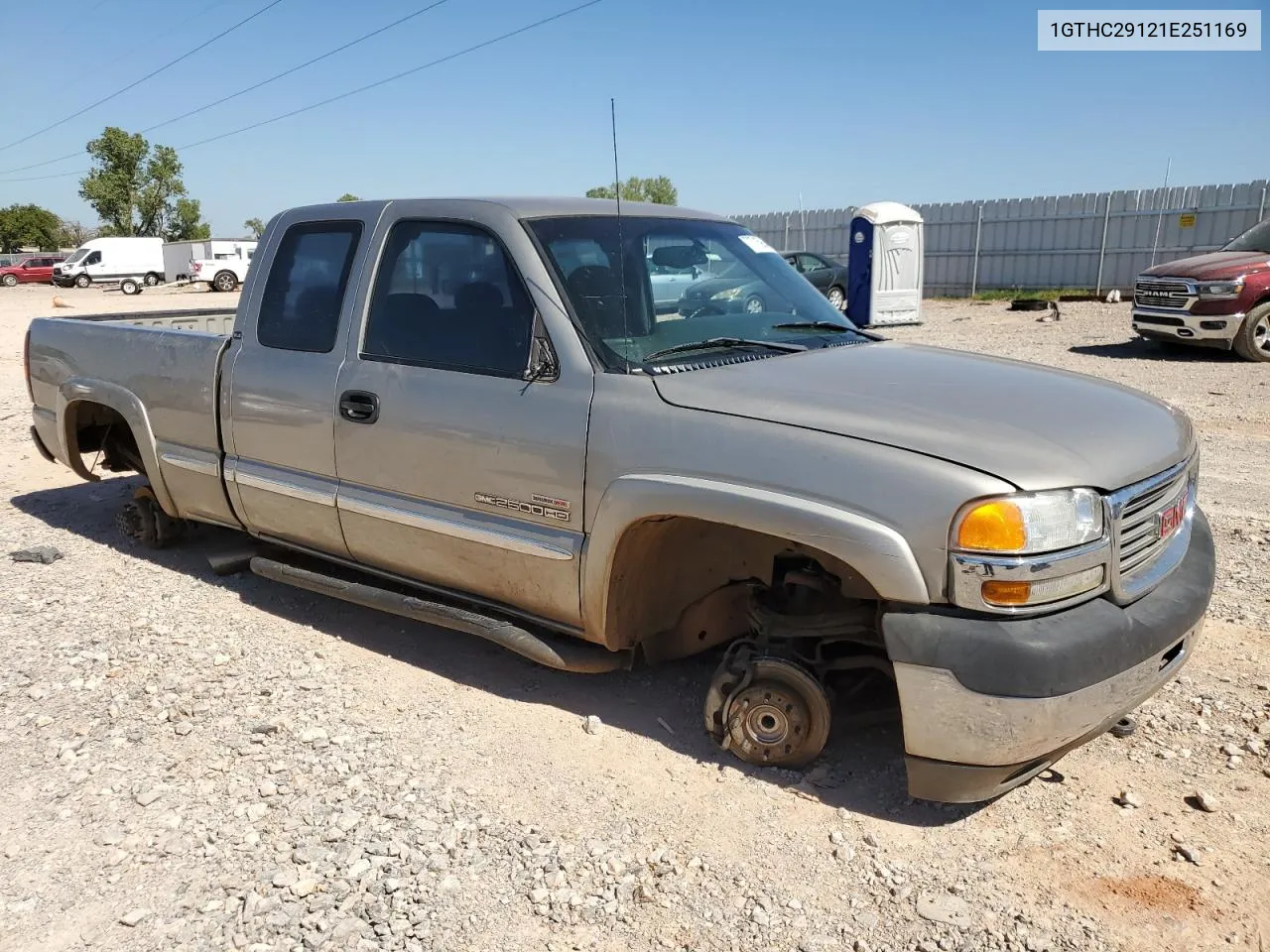 2001 GMC Sierra C2500 Heavy Duty VIN: 1GTHC29121E251169 Lot: 73715964