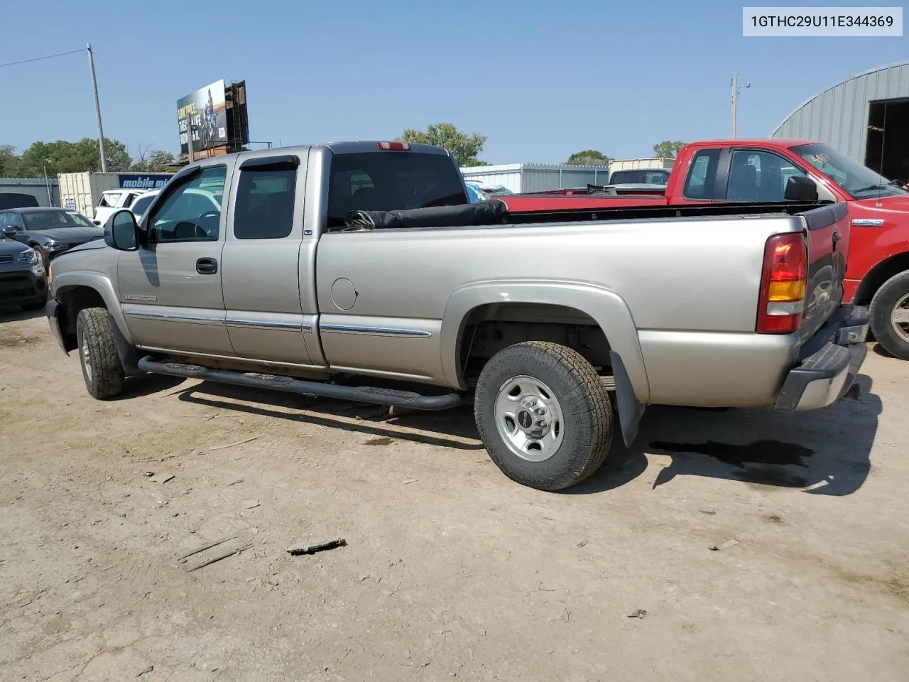 2001 GMC Sierra C2500 Heavy Duty VIN: 1GTHC29U11E344369 Lot: 75334884