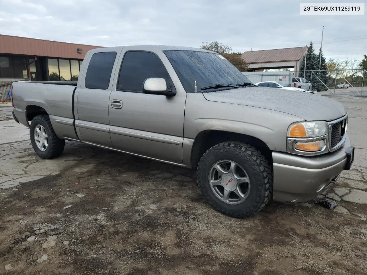 2001 GMC Sierra K1500 C3 VIN: 2GTEK69UX11269119 Lot: 76198034