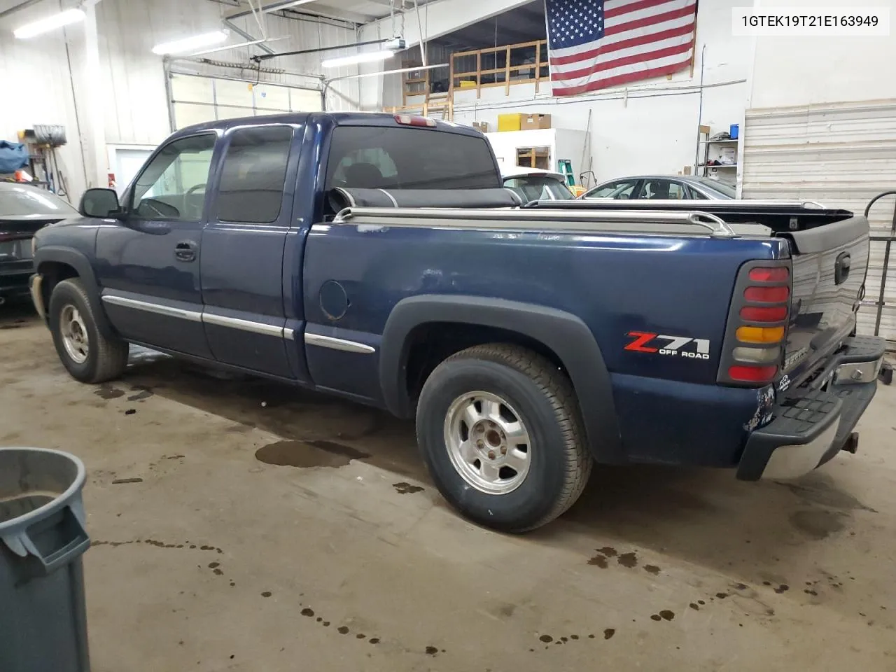 2001 GMC New Sierra K1500 VIN: 1GTEK19T21E163949 Lot: 76416294