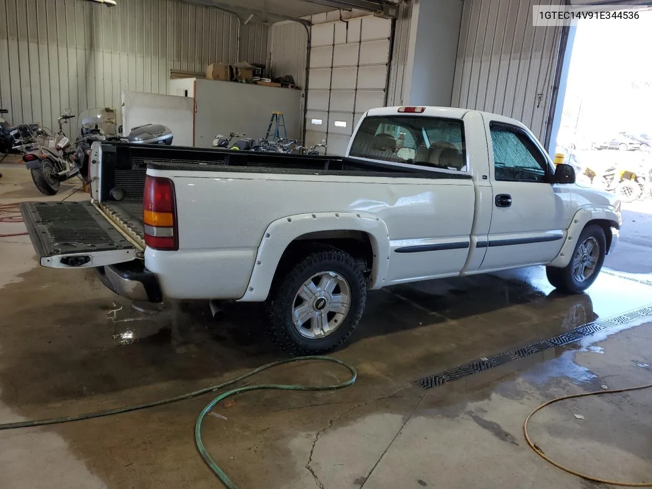 2001 GMC New Sierra C1500 VIN: 1GTEC14V91E344536 Lot: 77315374