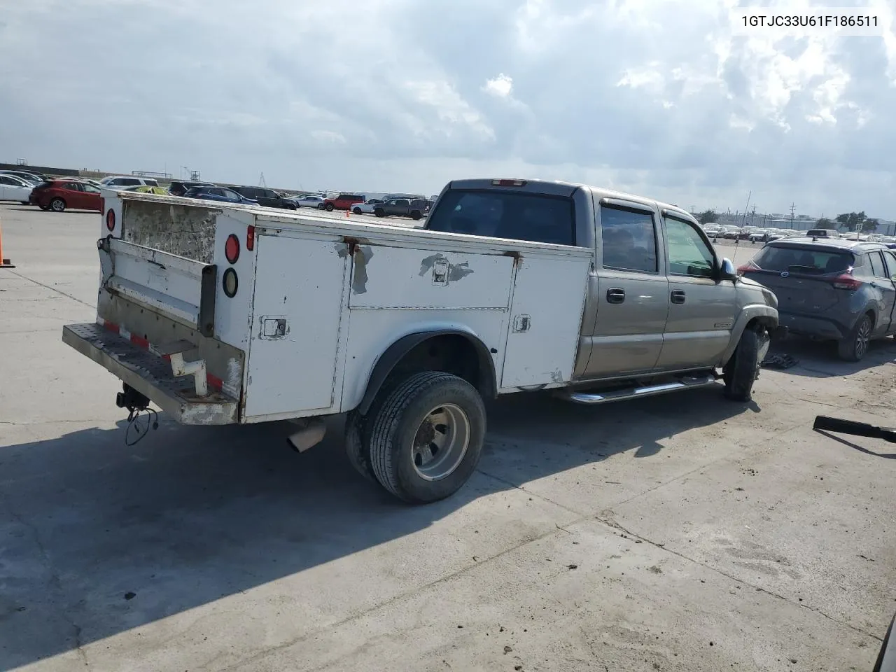 2001 GMC New Sierra C3500 VIN: 1GTJC33U61F186511 Lot: 77860484