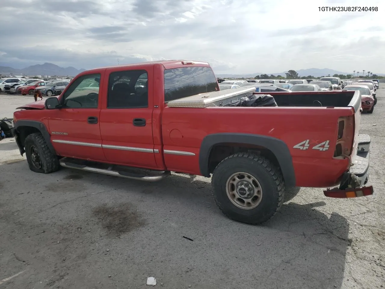 2002 GMC Sierra K2500 Heavy Duty VIN: 1GTHK23U82F240498 Lot: 52499644