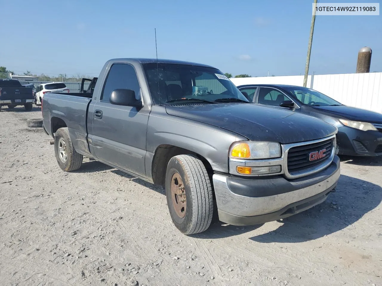 1GTEC14W92Z119083 2002 GMC New Sierra C1500