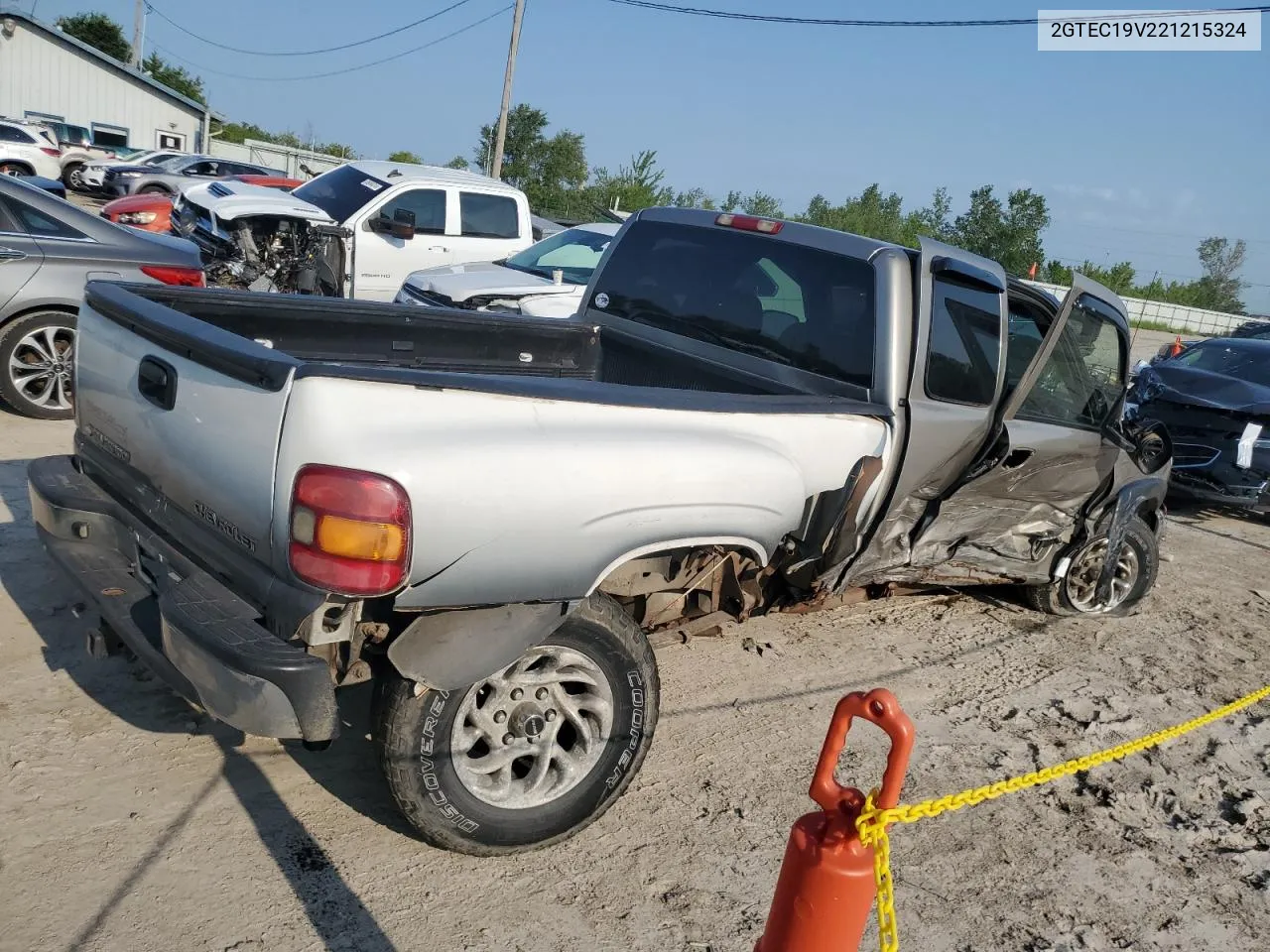 2002 GMC New Sierra C1500 VIN: 2GTEC19V221215324 Lot: 65988144