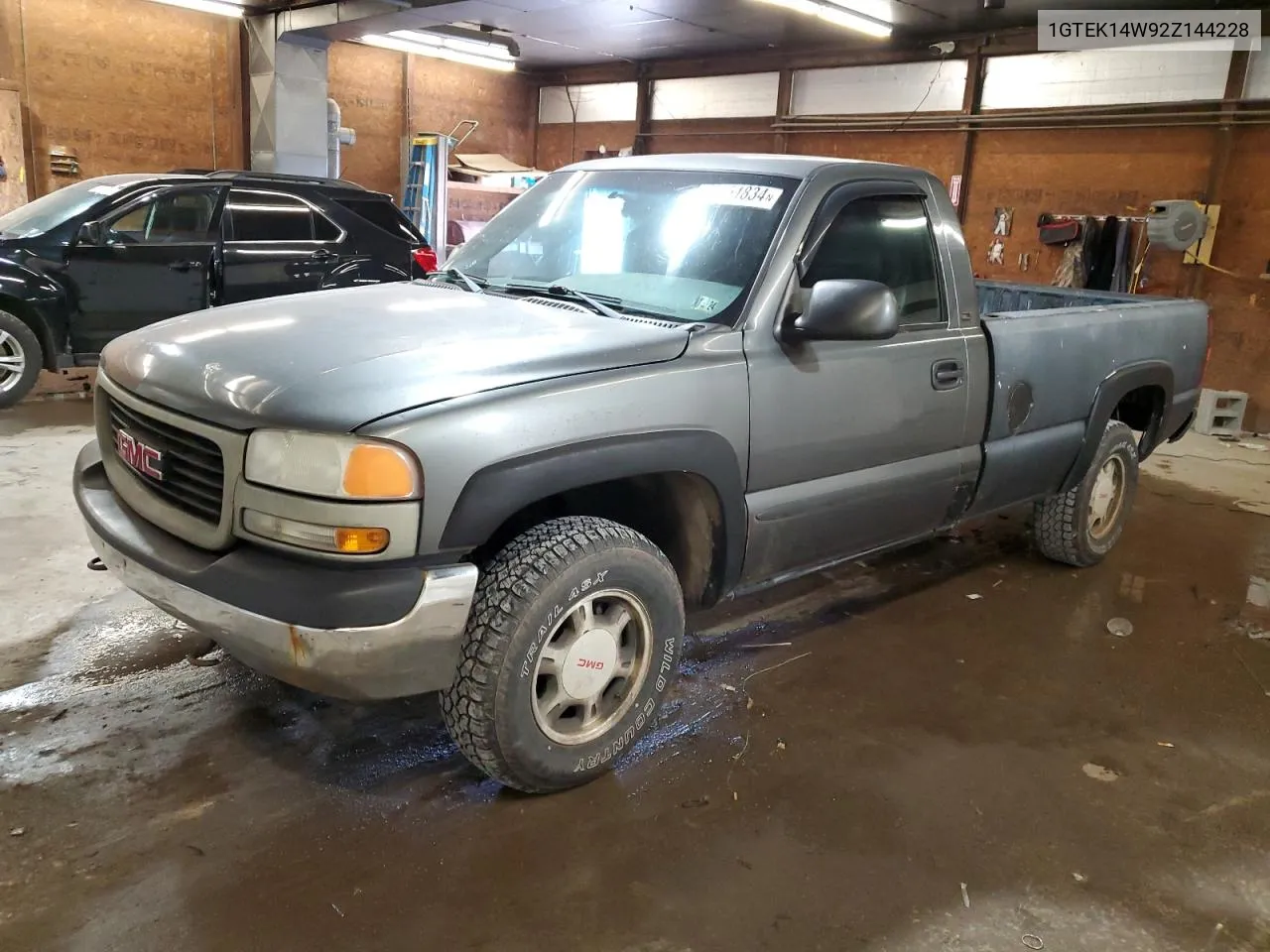 2002 GMC New Sierra K1500 VIN: 1GTEK14W92Z144228 Lot: 69551834