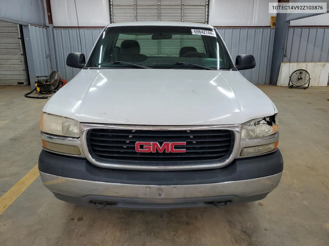 2002 GMC New Sierra C1500 VIN: 1GTEC14V92Z103876 Lot: 69842744