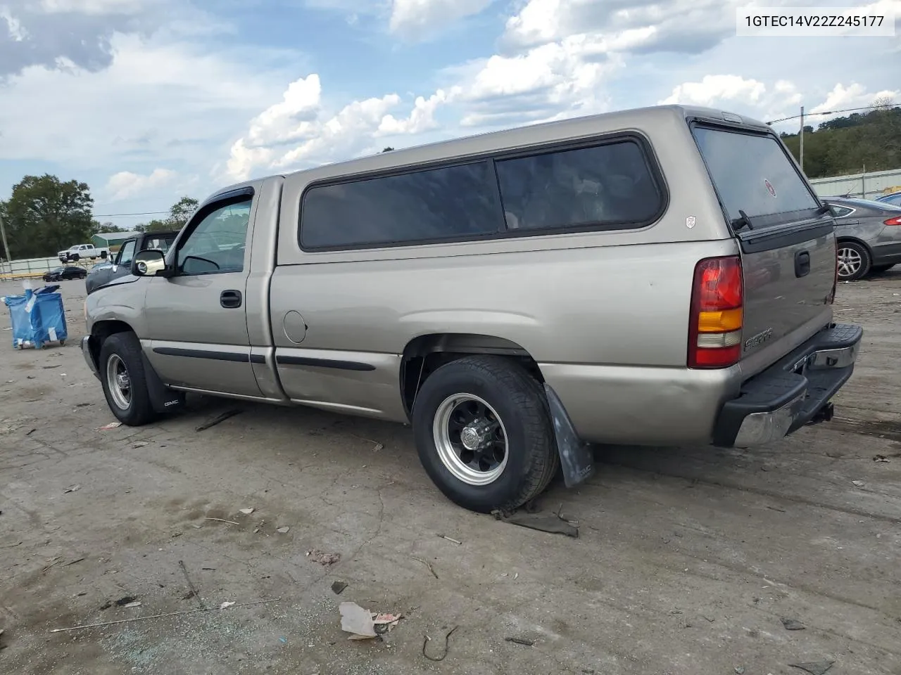 2002 GMC New Sierra C1500 VIN: 1GTEC14V22Z245177 Lot: 70560024