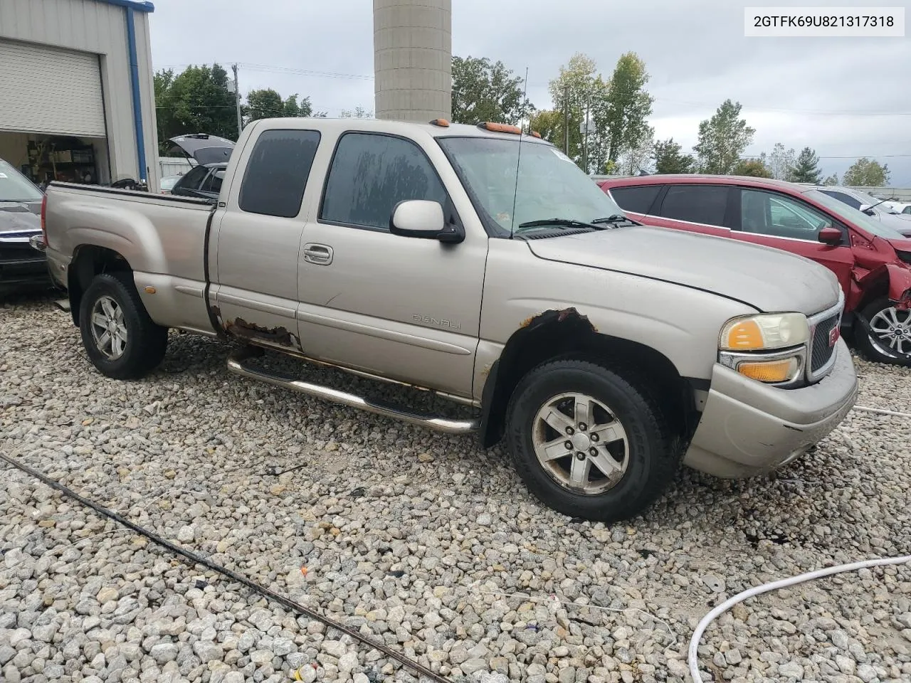 2002 GMC Sierra K1500 Denali VIN: 2GTFK69U821317318 Lot: 72631874