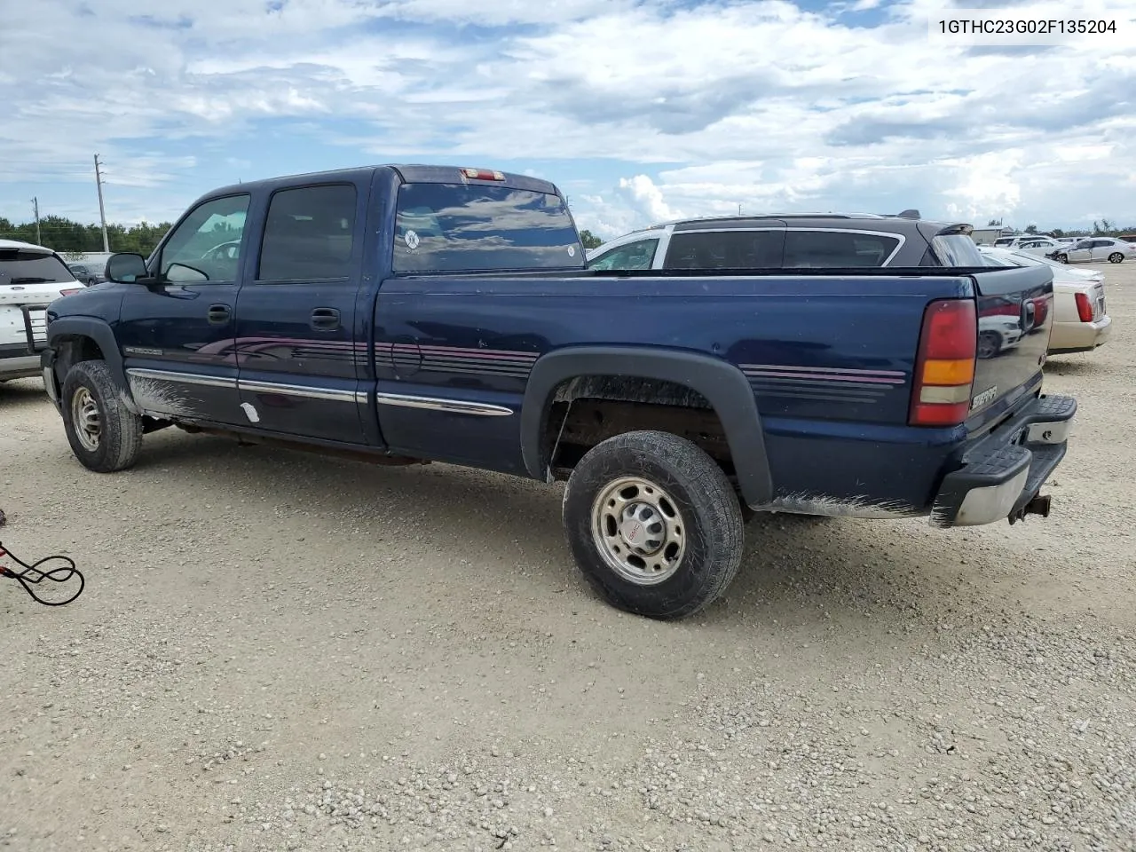 2002 GMC Sierra C2500 Heavy Duty VIN: 1GTHC23G02F135204 Lot: 74266184