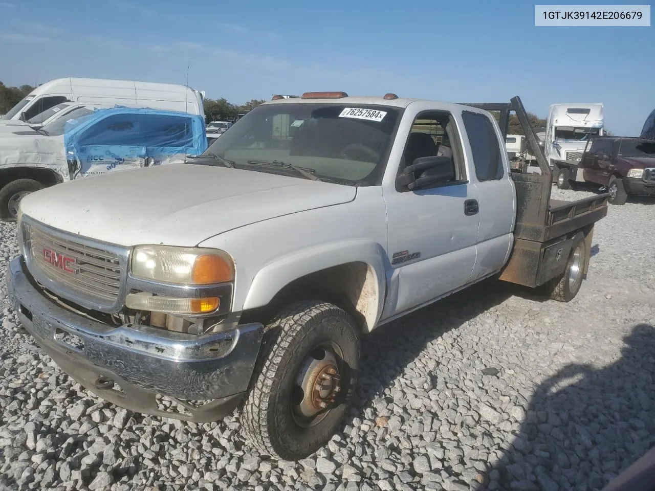 2002 GMC New Sierra K3500 VIN: 1GTJK39142E206679 Lot: 76257584