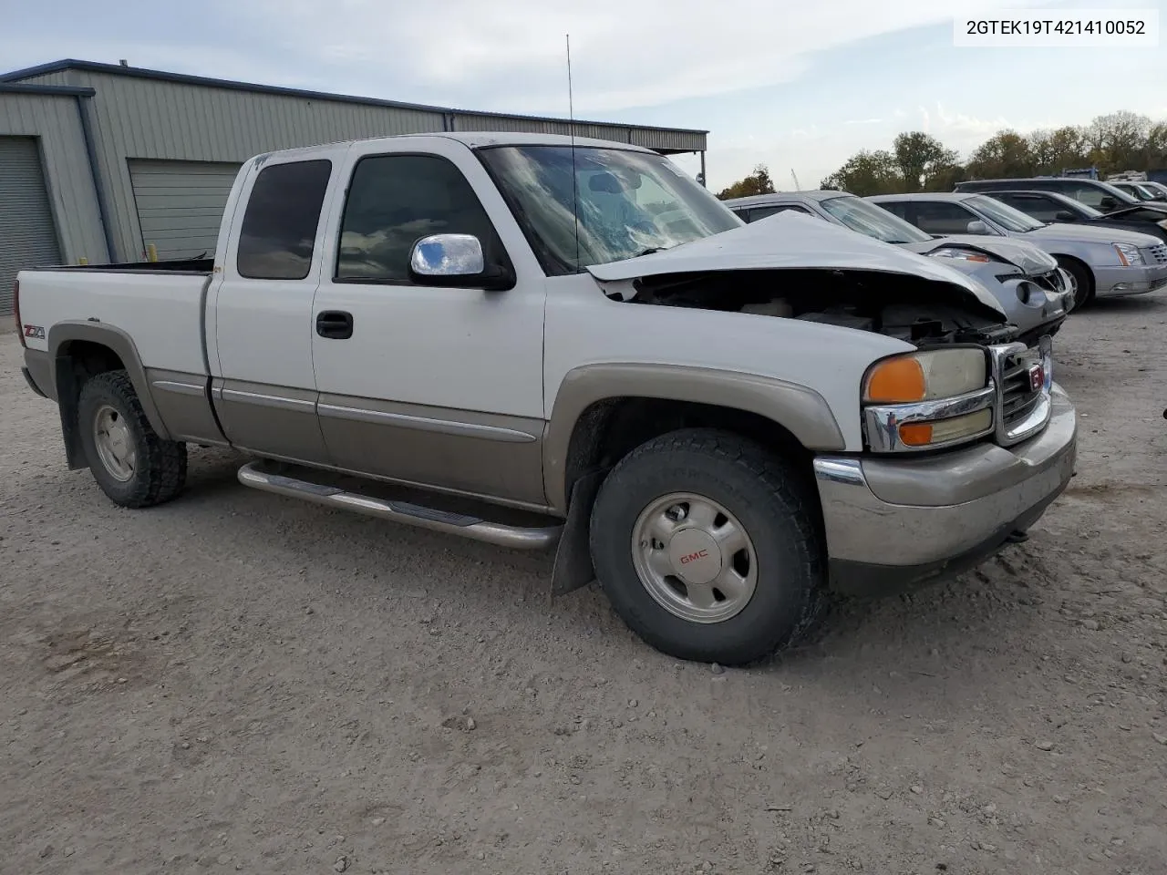 2002 GMC New Sierra K1500 VIN: 2GTEK19T421410052 Lot: 77094494